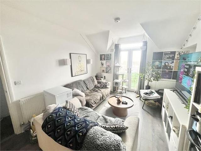 Apartment for rent in Brynmill, Swansea