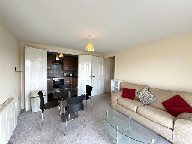 Apartment for rent in Ordsall, Salford