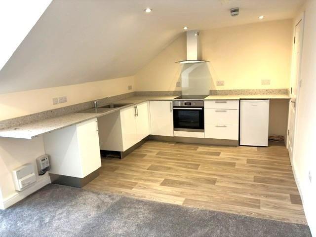 Apartment for rent in Withycombe, Budlake