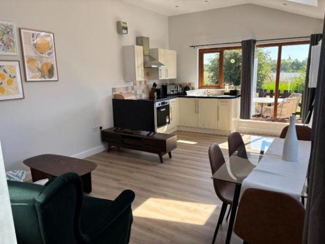 Apartment for rent in Coombe Bottom, Creech St. Michael