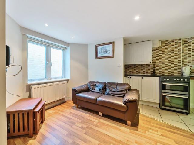 Apartment for rent in Southsea, Portsmouth
