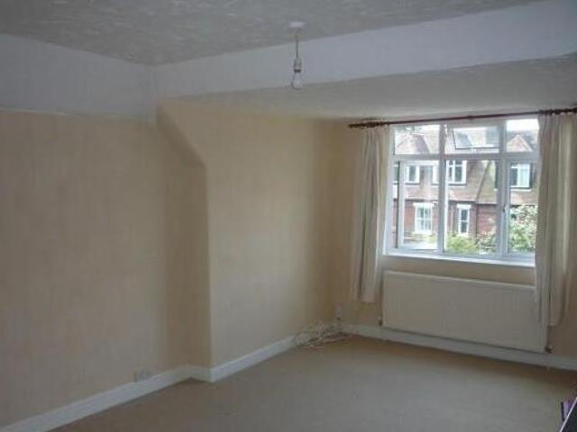 Apartment for rent in Eaton Rise, East Bank