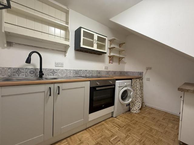 Flat for rent in Georgia, Greater Manchester