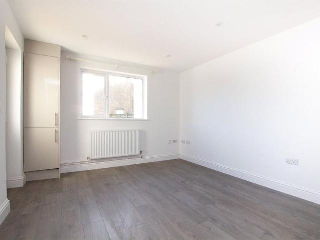 Apartment for rent in Madley Park, Black Bourton