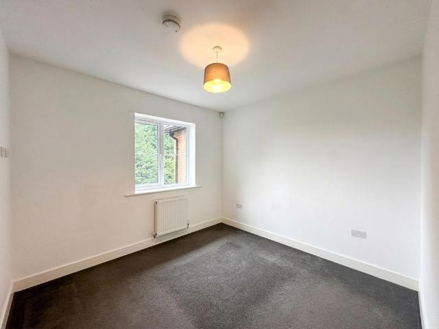 Apartment for rent in Westhoughton, Lee Bank