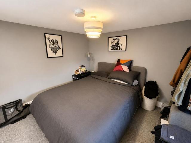 Apartment for rent in Lane End, Buckinghamshire