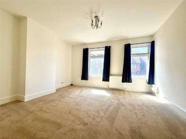 Apartment for rent in Broadwater Down, Sandown Park