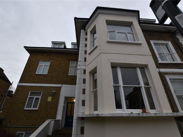 Flat for rent in London Borough of Croydon, South Norwood