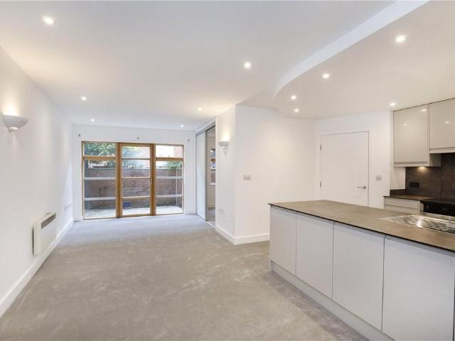 Flat for rent in High Field, Isle Of Man