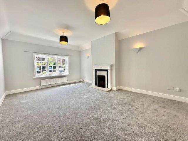 Apartment for rent in The Close, Hampshire