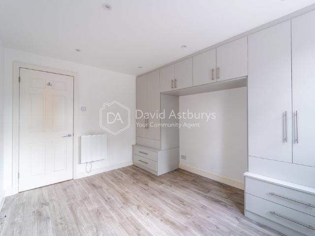 Apartment for rent in North Finchley, Greater London