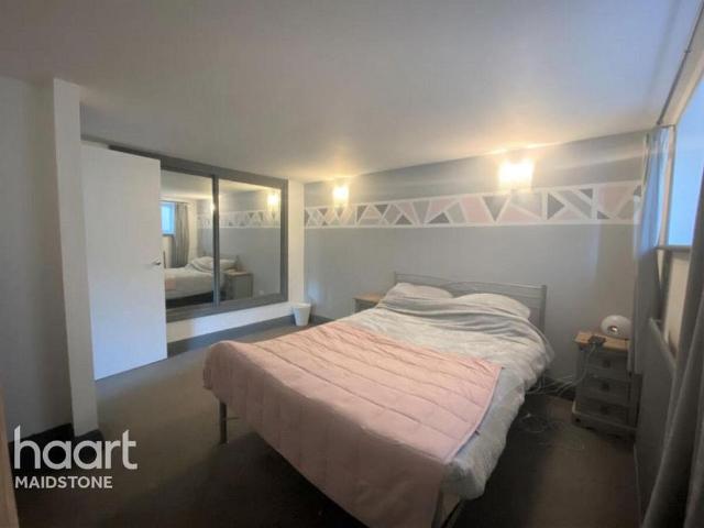 Apartment for rent in Midway, Kent