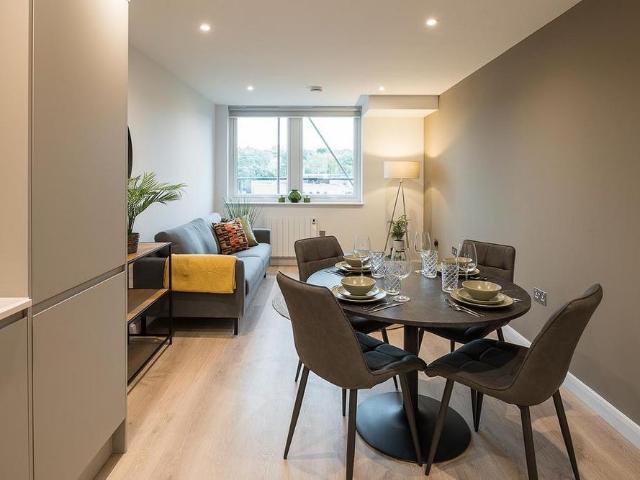Apartment for rent in The Image, Pouchen End