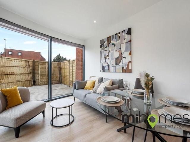 Apartment for rent in Slough