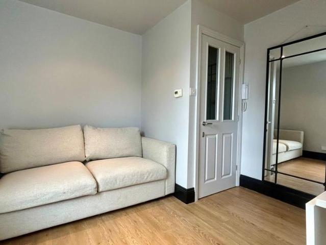 Apartment for rent in Newtown, Reading