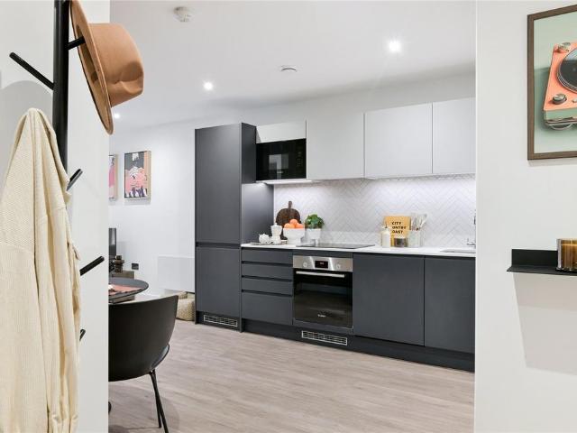 Flat for rent in Holbeck, West Yorkshire