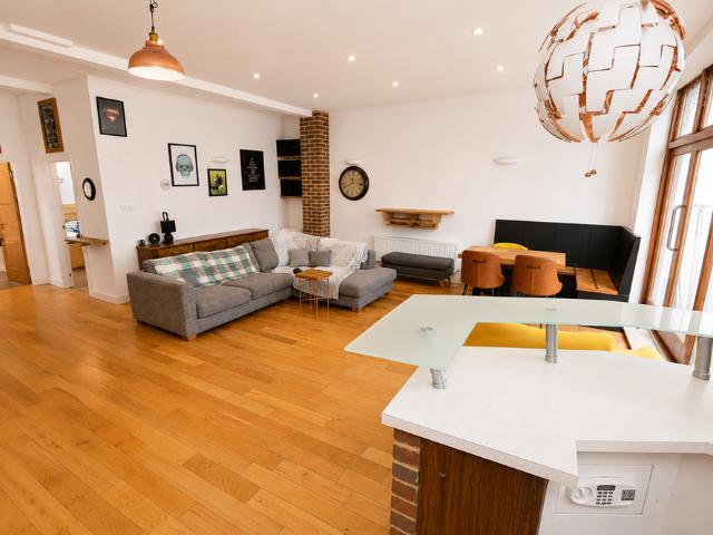 Apartment for rent in Aldrington