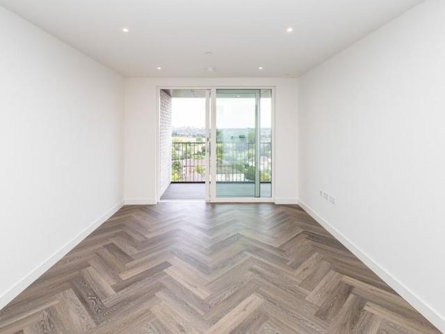 Apartment for rent in West Hendon, The Hyde