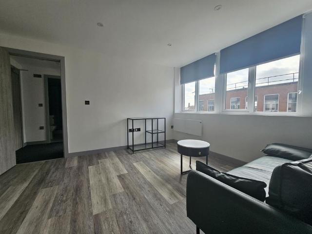 Apartment for rent in Avenham, Higher Bartle