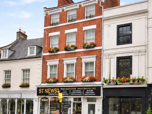 Flat for rent in Semilong, Northampton