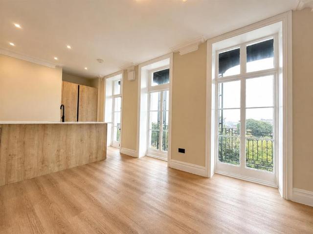 Apartment for rent in East Cliff, Acol