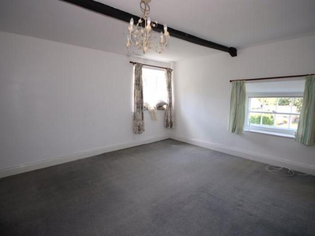 Apartment for rent in Sticklepath, Weir Quay