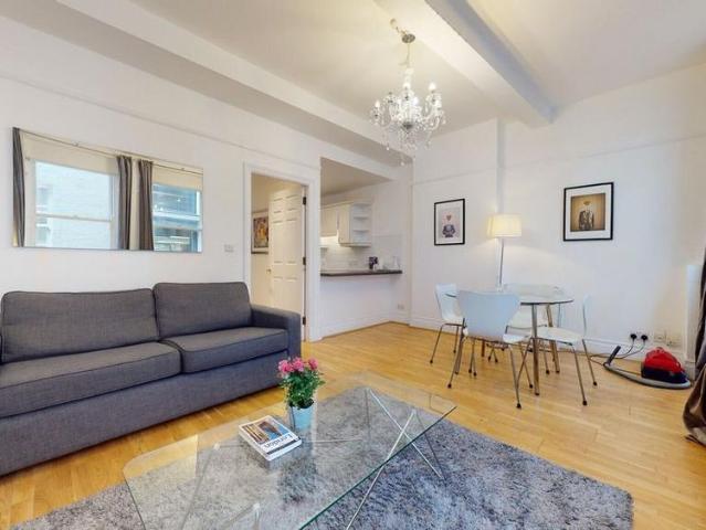 Apartment for rent in Blackfriars, Lyons