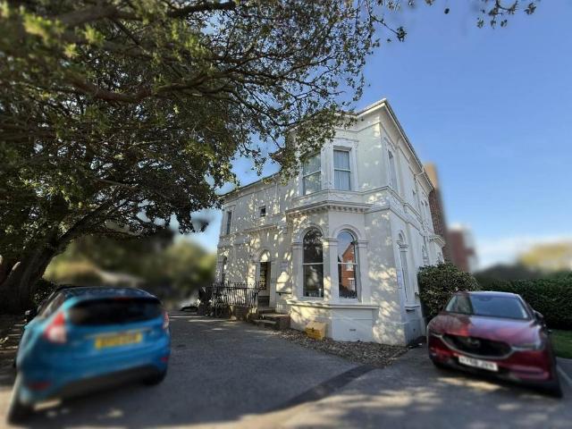 Flat for rent in West Worthing, Worthing