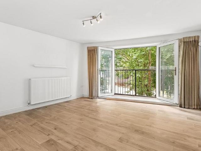 Apartment for rent in London Borough of Croydon, Greater London