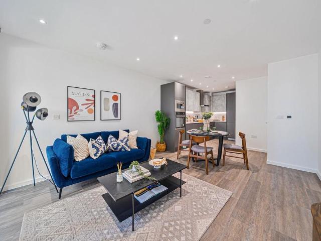 Apartment for rent in London Borough of Lambeth, Greater London