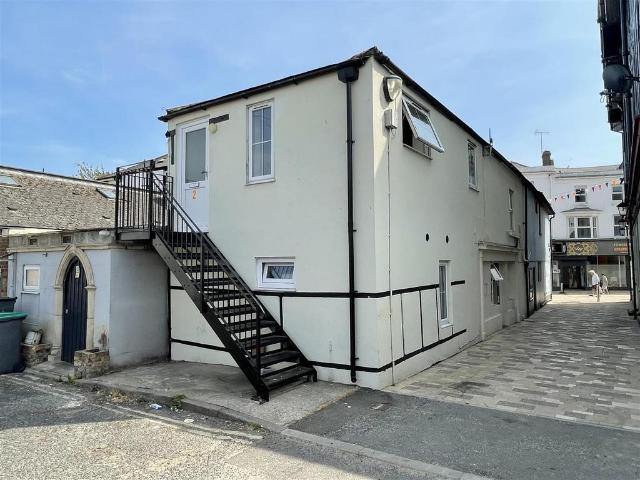 Flat for rent in Clapham, West Sussex