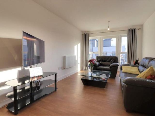 Apartment for rent in Sutton