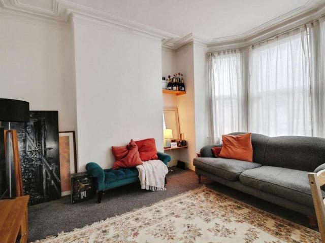 Apartment for rent in Alton Barnes, Essex