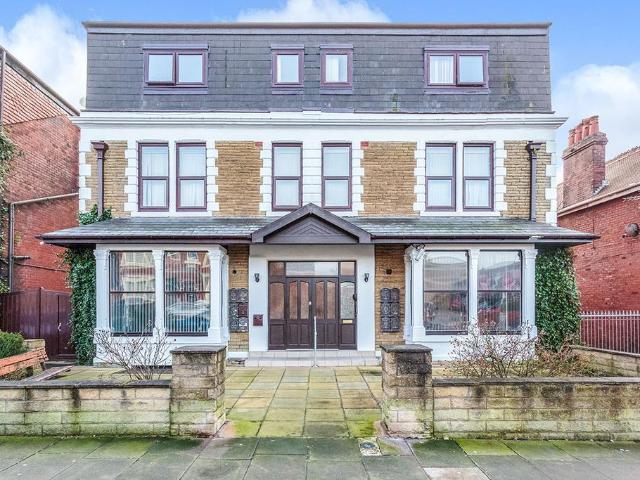 Flat for rent in Revoe, Blackpool