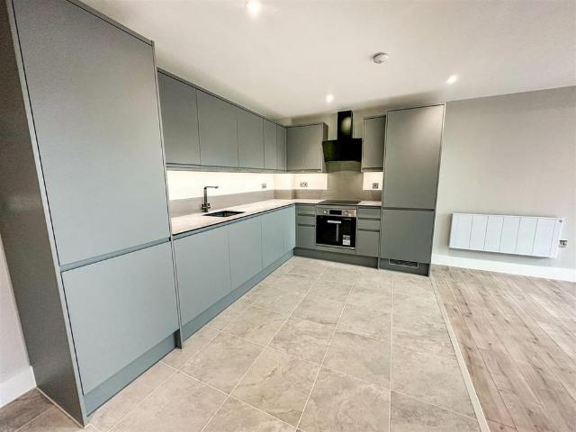 Apartment for rent in Black Friars, Old Wharf