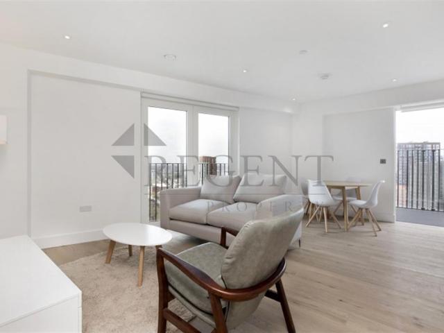 Flat for rent in Vauxhall, Greater London