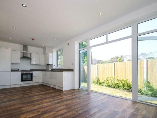 Apartment for rent in Preston, Greater London