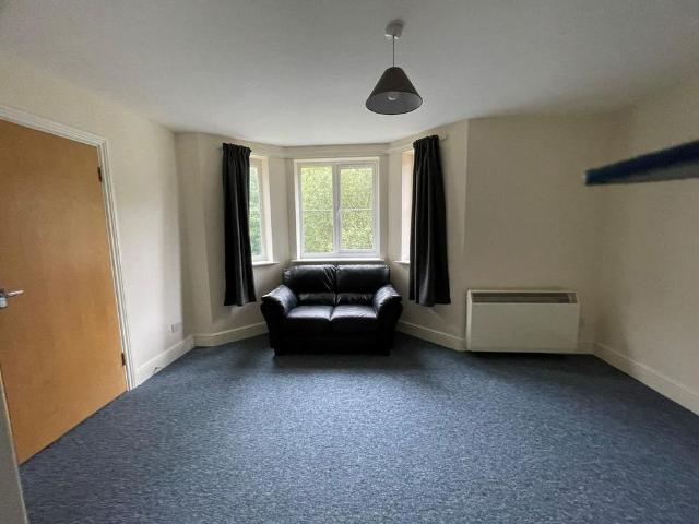 Apartment for rent in Burstow, Hillview