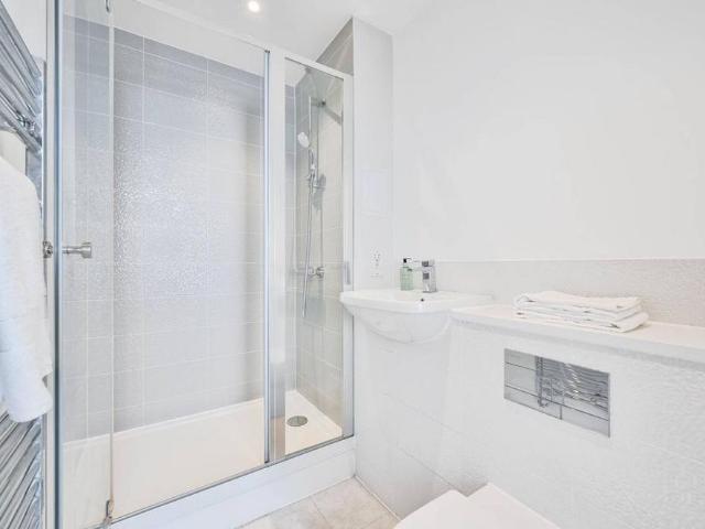 Apartment for rent in Glyndon, Shooters Hill