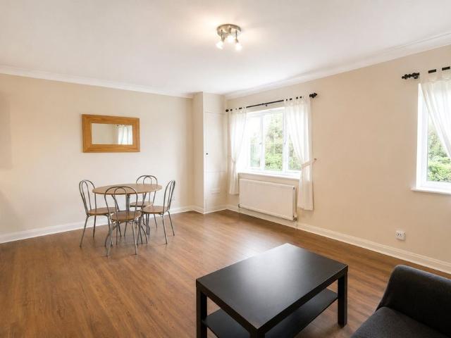 Apartment for rent in Yiewsley, Greater London