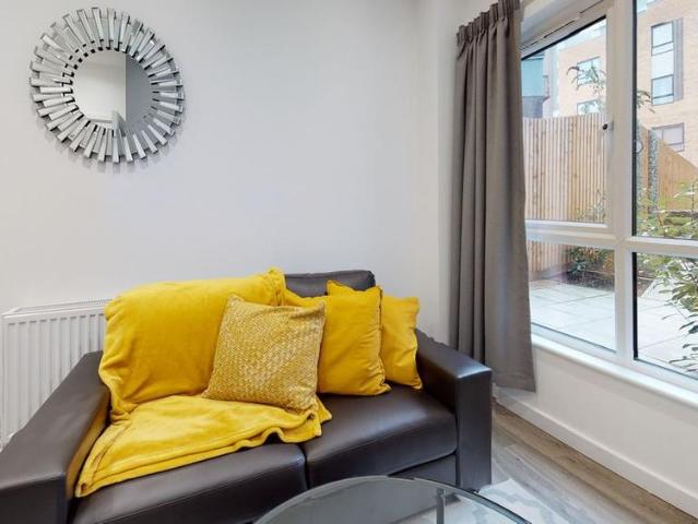 Apartment for rent in Dixons Green, Dudley