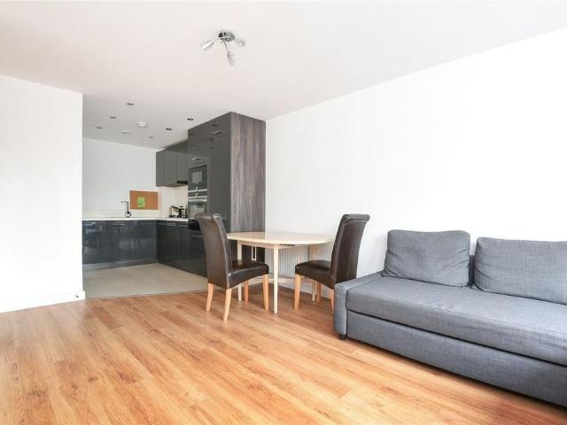 Apartment for rent in The Butts, Kent