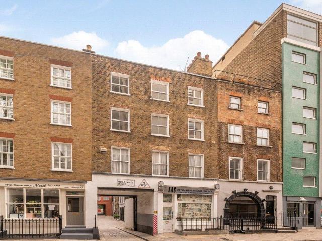 Flat for rent in Fitzrovia, Greater London