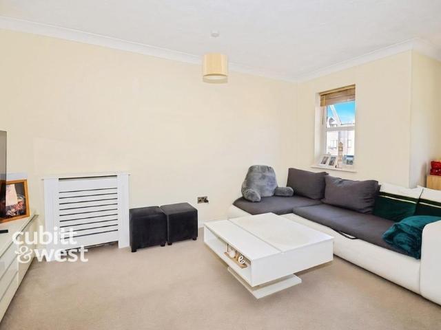 Apartment for rent in Clapham, West Sussex