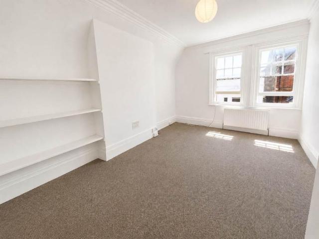 Apartment for rent in Eastbourne, East Sussex