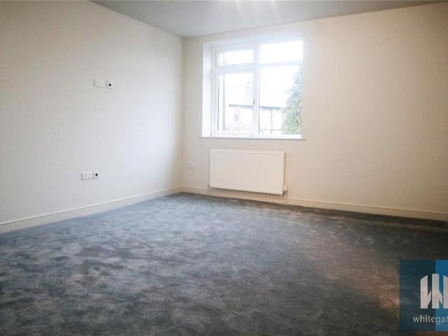 Apartment for rent in Huddersfield, West Yorkshire