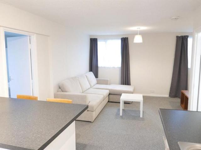Apartment for rent in Henley-on-Thames, Berrick Salome