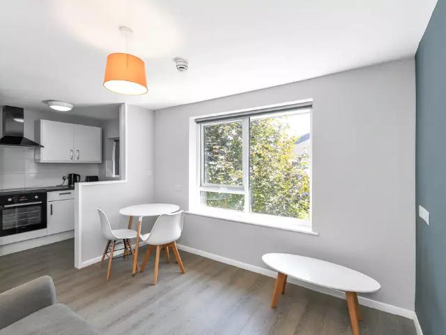 Flat for rent in Clifton, Haddon