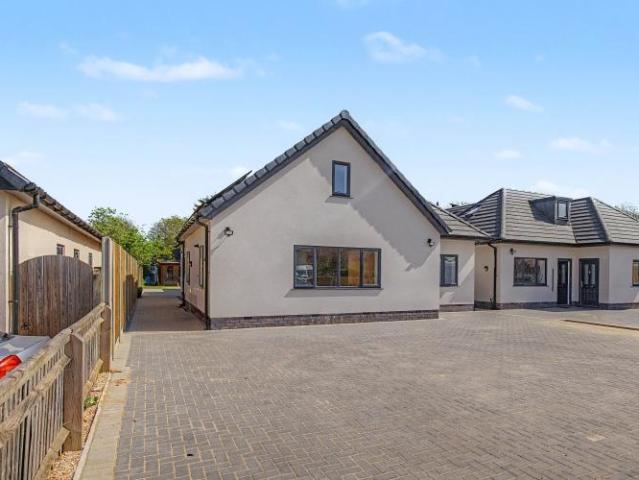 Flat for rent in Evershot, Oxfordshire