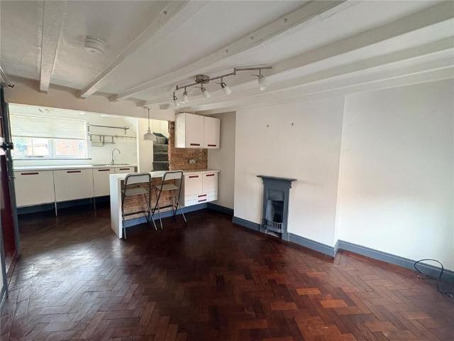 Apartment for rent in New Town, Alverton